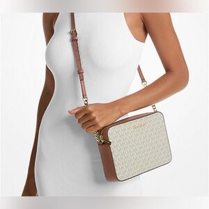 Jet Set Saffiano Leather Crossbody Bag